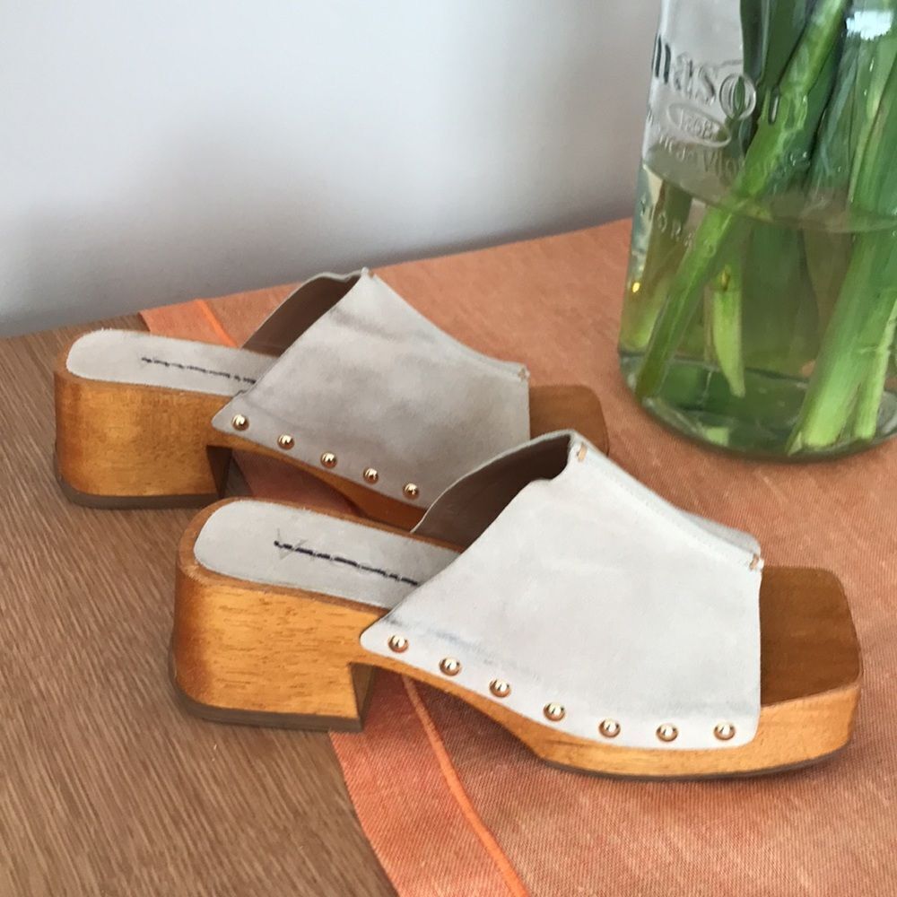 Vicenza by at Free People  Zola Studded Clog size 8 - Picture 15 of 16